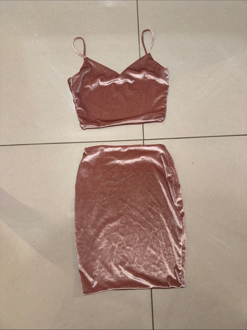 Women’s Velvet Pencil Skirt - Blush Pink